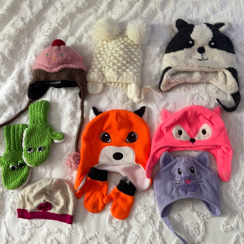 Kids hat bundle!!